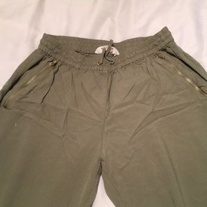 H&M green joggers 14Y